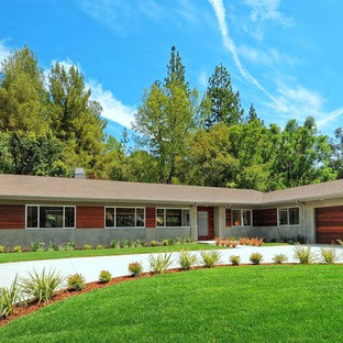 1960s concrete gable roof idea in Los Angeles