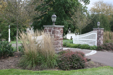 Entrance plantings, piers and gate