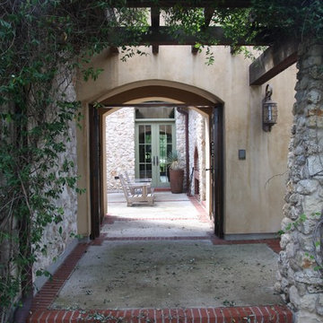 entrance to interior courtyard