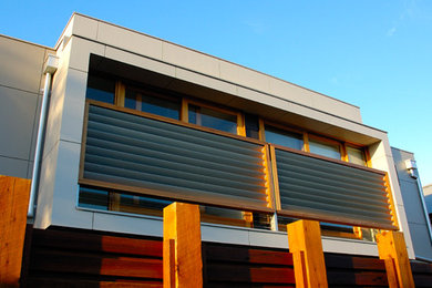 メルボルンにあるコンテンポラリースタイルのおしゃれな家の外観の写真