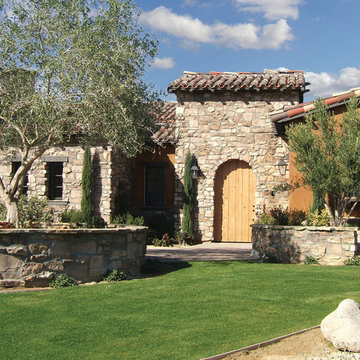 Escala Rancho Mirage Featuring Villa Stone Combination - Coronado Stone Products
