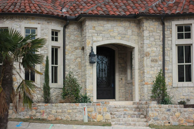 Arts and crafts exterior home photo in Dallas
