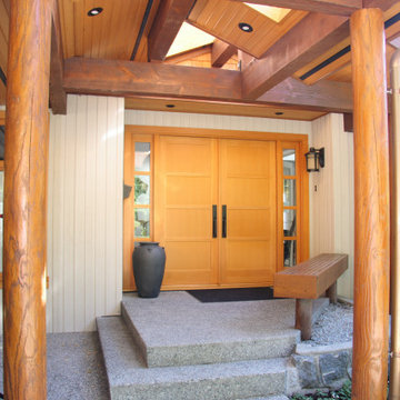 Exterior Front Entry
