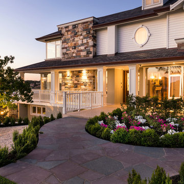 Exterior - Grand Design