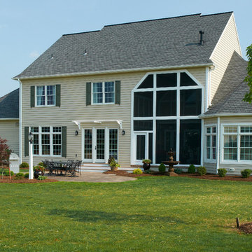 Exterior of 2-Story Screened-In Porch
