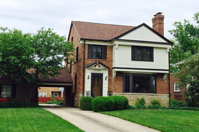 Example of a classic exterior home design in Cleveland