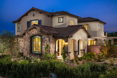 Example of a transitional exterior home design in Las Vegas