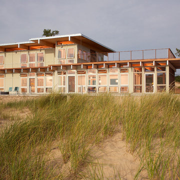 Exterior Photo - View from Beach