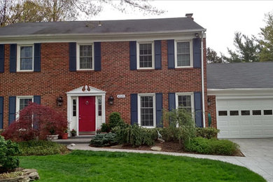 Example of a classic exterior home design in Oklahoma City