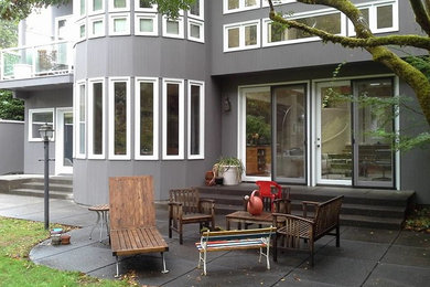 Example of a patio design in Portland