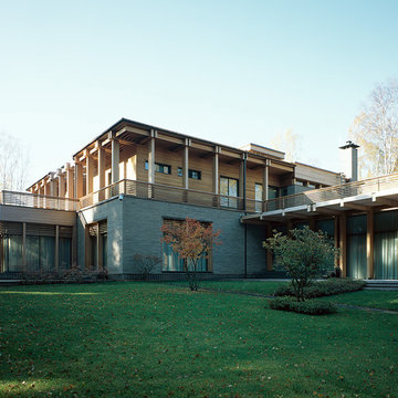 f house