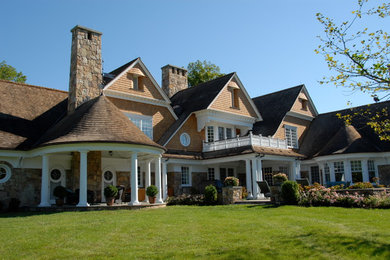 Aménagement d'une façade de maison bord de mer.