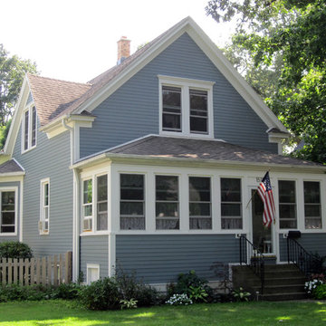 Farm House Style Home Wilmette, IL in James Hardie Siding & Trim