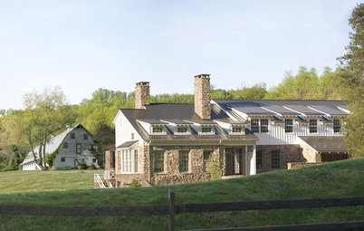 Houzz Tour: An Old Barn Inspires a Gracious New Home