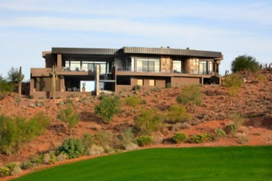 Inspiration for a modern exterior home remodel in Phoenix