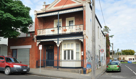 Houzz Tour: Old Boarding House Welcomes a Family Home