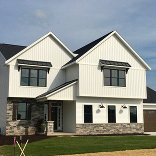 Fixer Upper-Inspired Modern Farmhouse