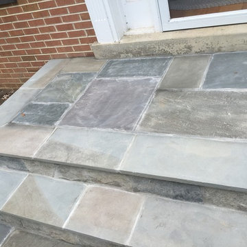 Flagstone Walkway in Bethesda MD with Border on Stoop
