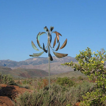 Fleur-de-Lis Wind Sculpture