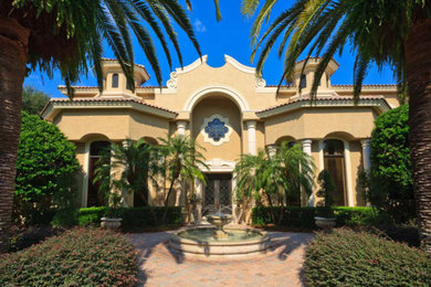 Inspiration for a mediterranean exterior home remodel in Orlando