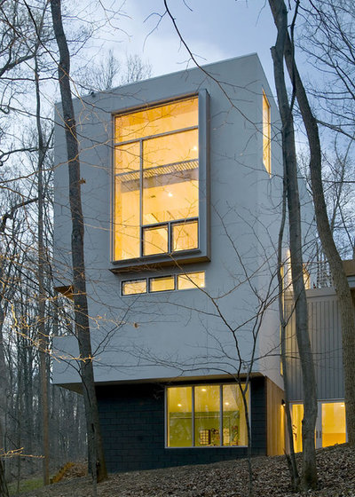 Contemporary Exterior by KUBE architecture