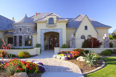 Inspiration for a timeless exterior home remodel in Phoenix
