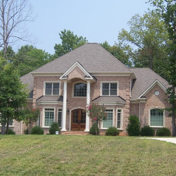 Front Elevation / Curb Appeal