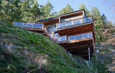 Cliffside Homes Encourage Living on the Edge