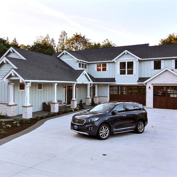 Front of Home - The Overbrook - Cascade Craftsman Family Home