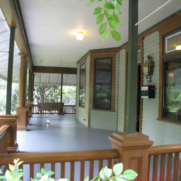 Front porch and bench swing