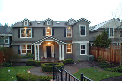 Photo of a traditional house exterior in Portland.
