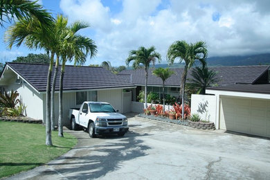 Photo of a classic house exterior in Hawaii.