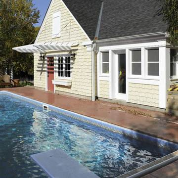 Garage & Pool