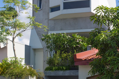 Contemporary house exterior in Singapore.
