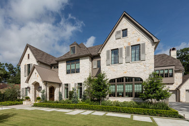 Elegant exterior home photo in Houston