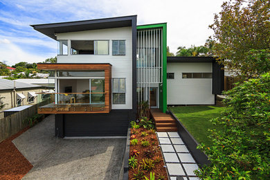 Design ideas for a modern two floor house exterior in Brisbane.