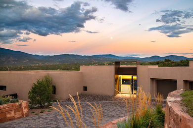 Inspiration for a contemporary exterior home remodel in Albuquerque