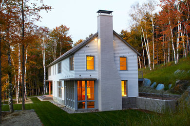 Cette photo montre une façade de maison montagne.