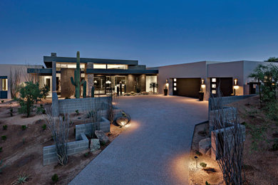 Contemporary house exterior in Phoenix.