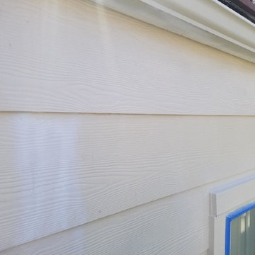 Gutter-leak caused Wall stains