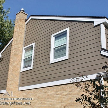Hardie Plank Timber Bark, White Trim in Naperville