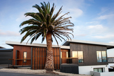 Contemporary house exterior in Adelaide.