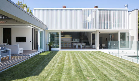 Houzz Tour: Same Same But Different