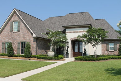 Traditional house exterior in New Orleans.