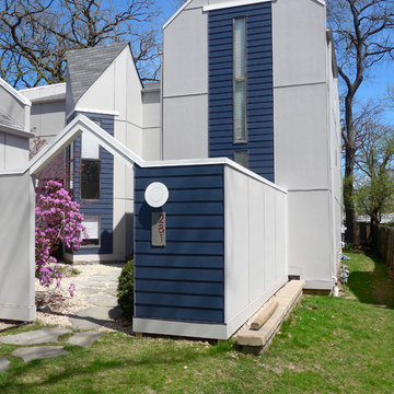 Highland Park, IL Contemporary Exterior Remodel in Pearl Gray and Deep Ocean