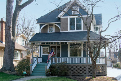 Example of an exterior home design in Chicago