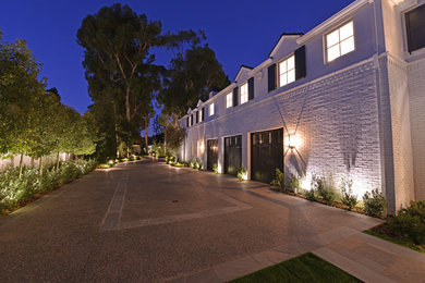 Photo of a traditional house exterior in Los Angeles.