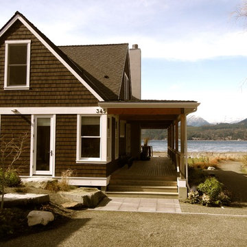 HOLLY BEACH HOUSE