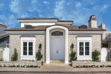 Example of a classic exterior home design in Orange County