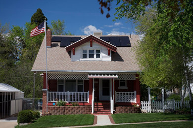 Example of an arts and crafts exterior home design in Portland